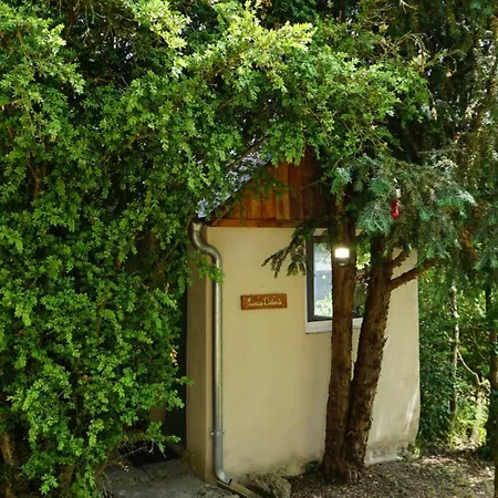 Vakantiehuis Du Pont De Table Jacuzzi Et Montagne