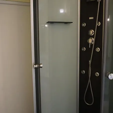 Du Pont De Table Jacuzzi Et Montagne Casa vacanze