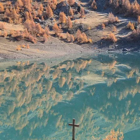 בית נופש Du Pont De Table Jacuzzi Et Montagne *