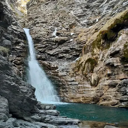 Du Pont De Table Jacuzzi Et Montagne * Barrême