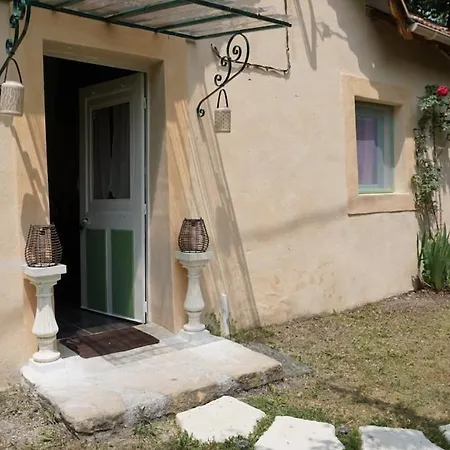 Du Pont De Table Jacuzzi Et Montagne