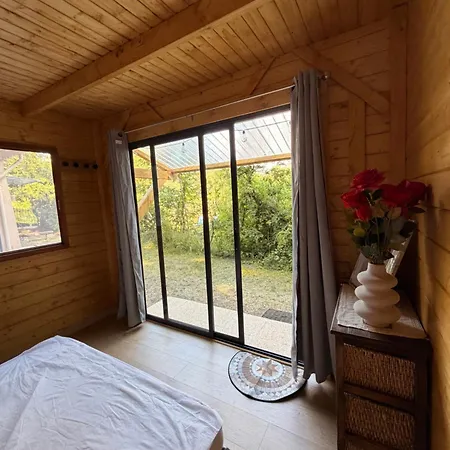 別荘 Du Pont De Table Jacuzzi Et Montagne バレーム