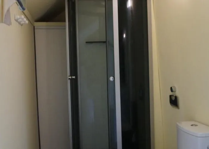 Du Pont De Table Jacuzzi Et Montagne Holiday home Barreme