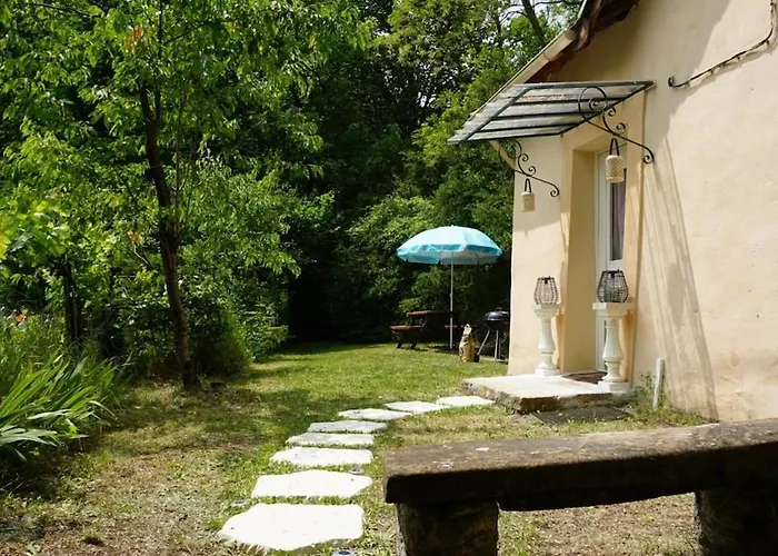Du Pont De Table Jacuzzi Et Montagne Holiday home