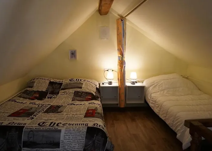 Du Pont De Table Jacuzzi Et Montagne Holiday home Barreme