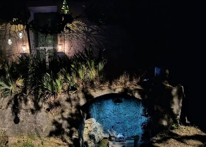 Holiday home Du Pont De Table Jacuzzi Et Montagne Barreme